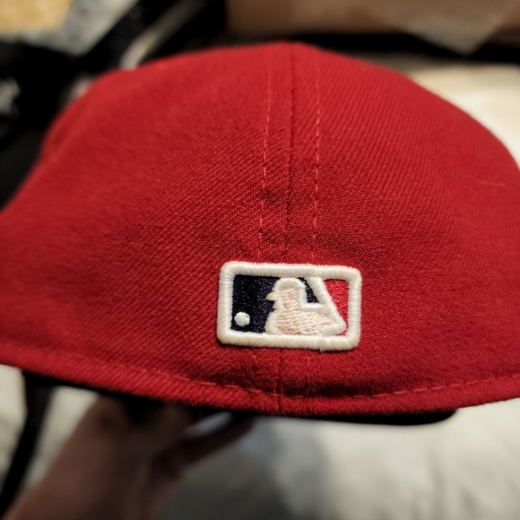 Cleveland Indians 7 1/4 Alt Red Hat - Picture 5 of 9